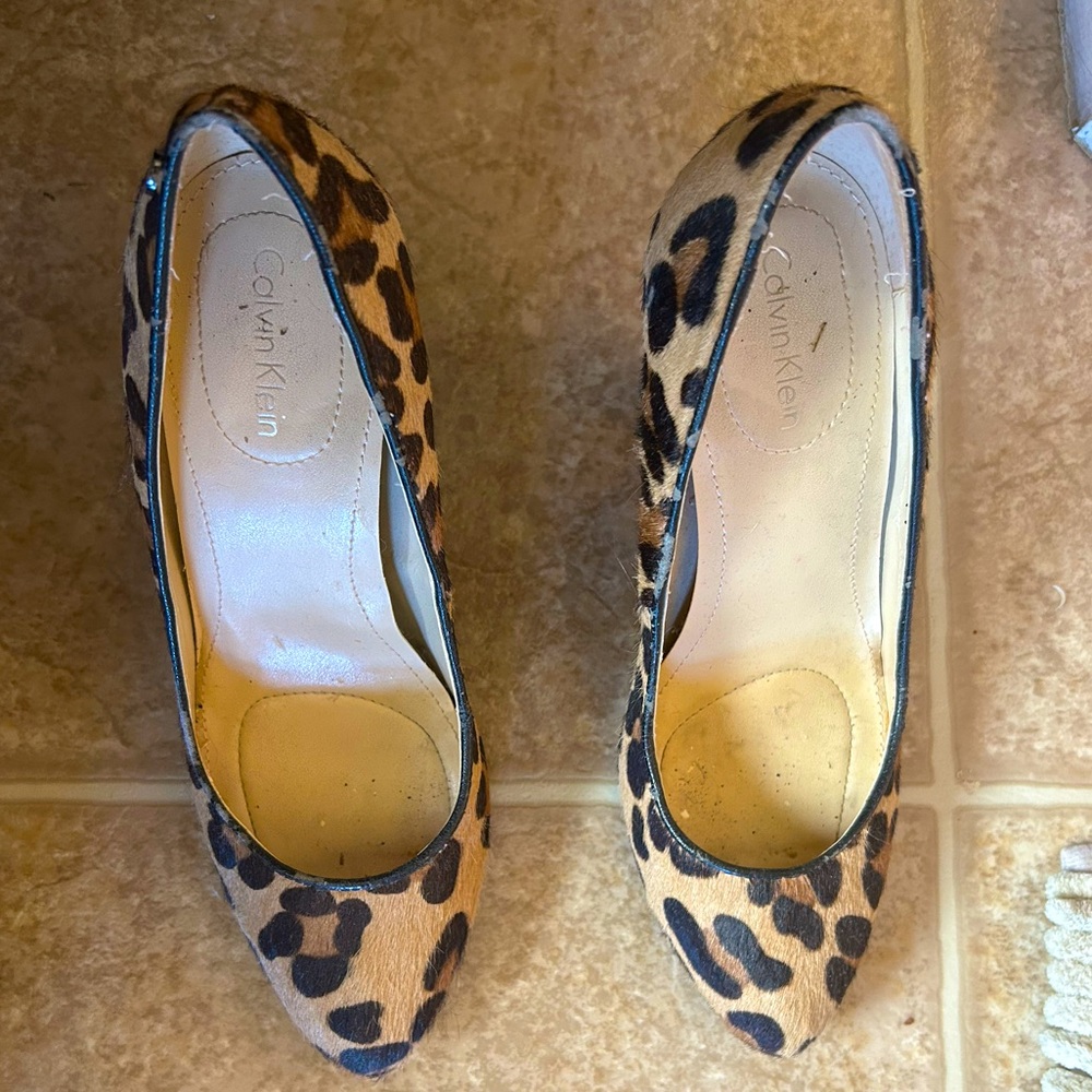 Calvin Klein Elara Calf Hair Leopard Pumps